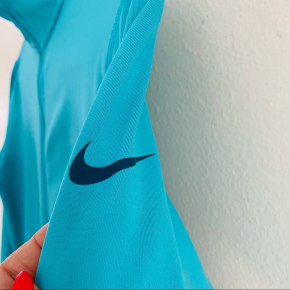 Nike Pro HyperWarm Dri Fit Half Zip Pullover Top - Picture 9 of 11